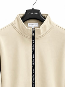 Calvin K Zipper