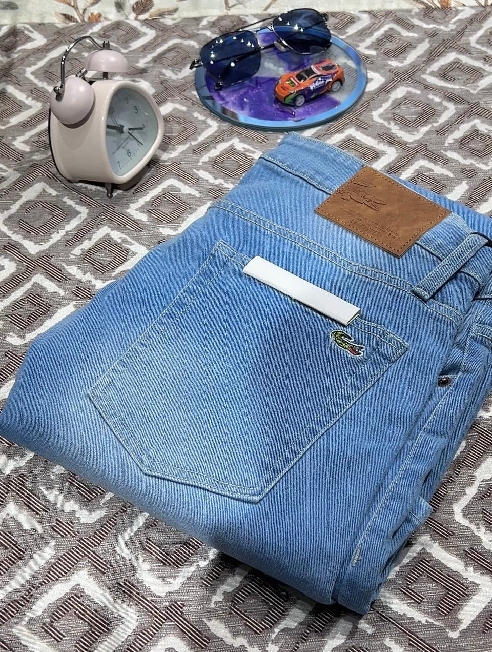 Croc jeans