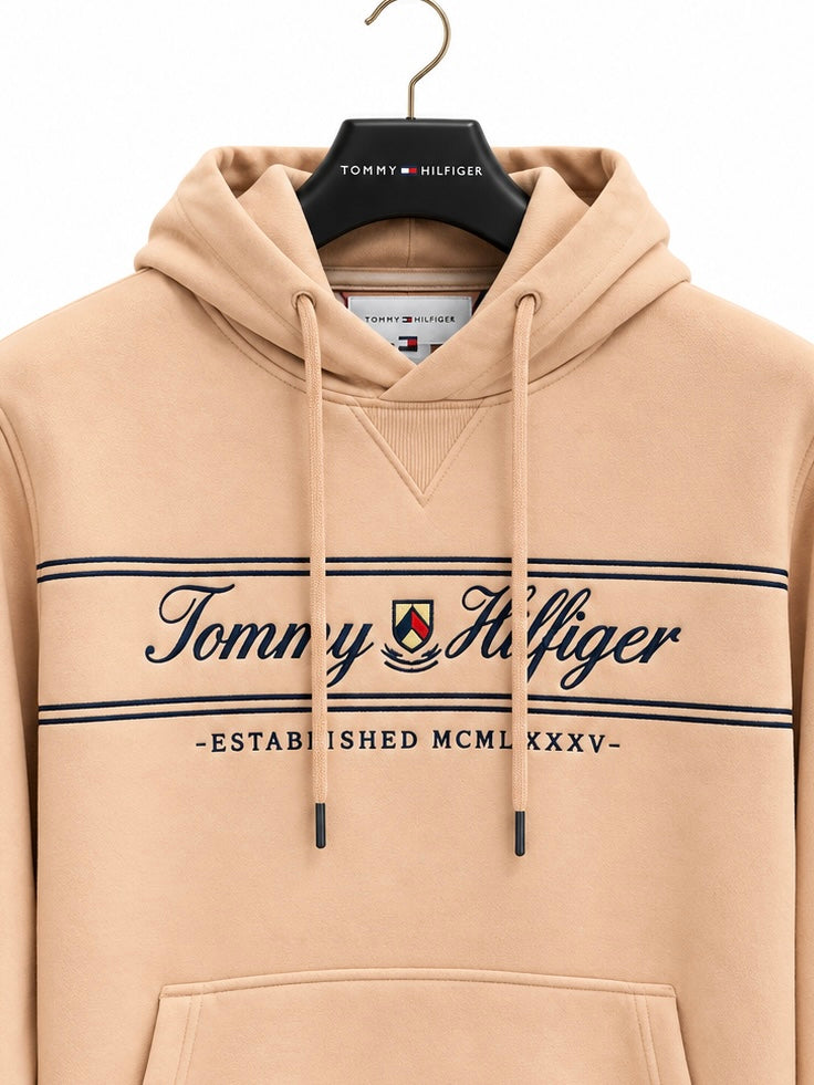 T H Pullover