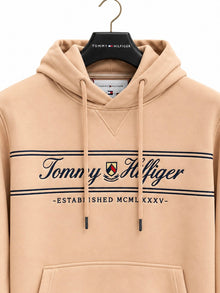 T H Pullover